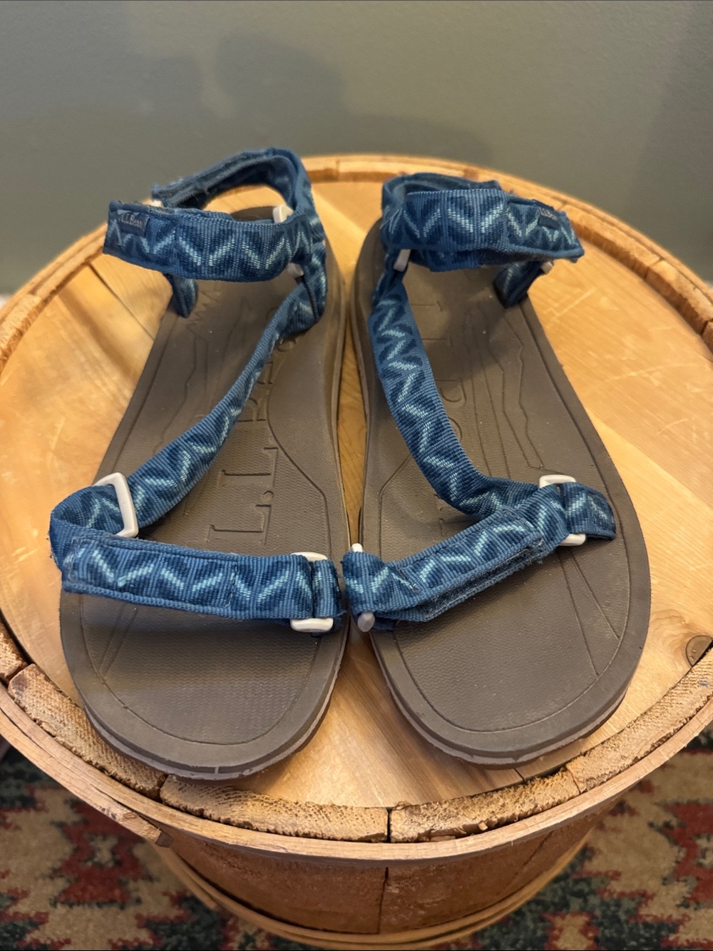 L.L. Bean Blue Patterned Strap Sandals